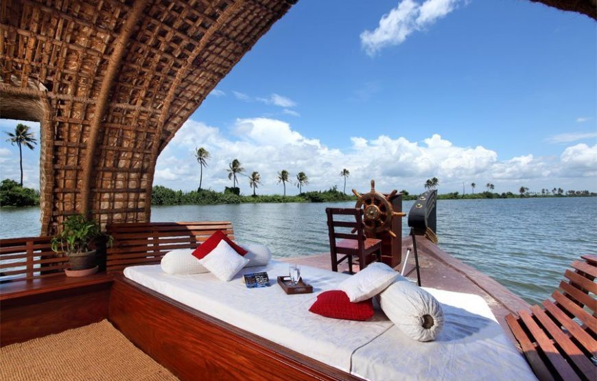 One Bedroom Houseboat