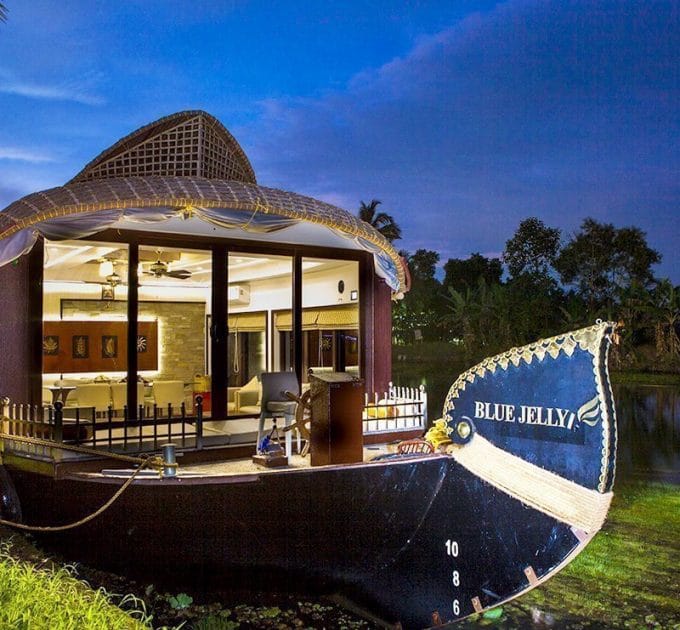 Ultra Luxury Houseboat