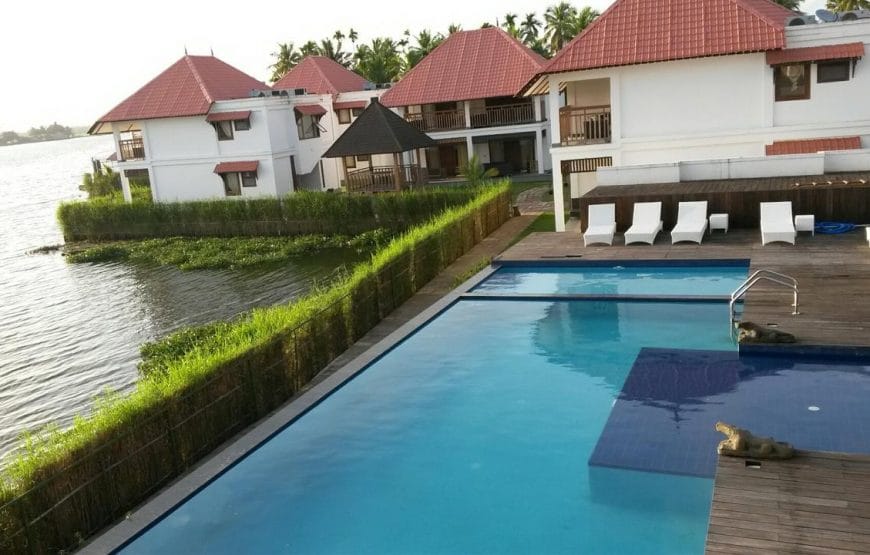Delightful Private Cottages with Pool attached