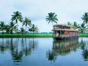 Superior Rooms in Houseboats