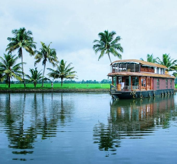 Superior Rooms in Houseboats