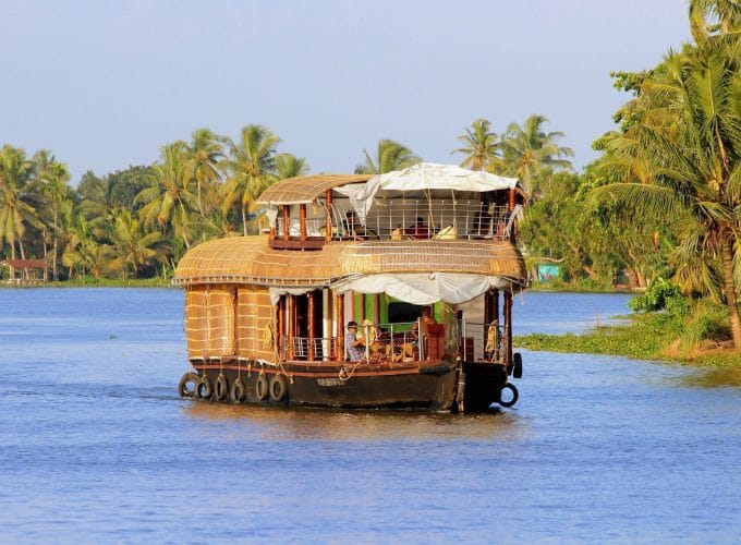 Kochi Shore Excursion – Private Allepey Backwater Houseboat and Kochi guided tour