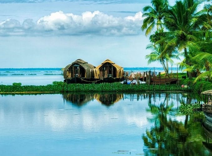 Weekend Kerala Houseboat Package