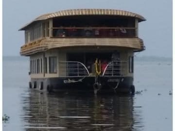 7 BHK Boat with Glass covered Upperdeck