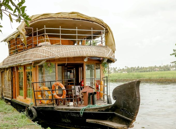 Day Cruise in Kerala Houseboat