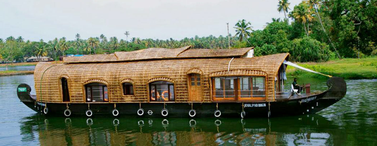 Two bedroom Hosueboat