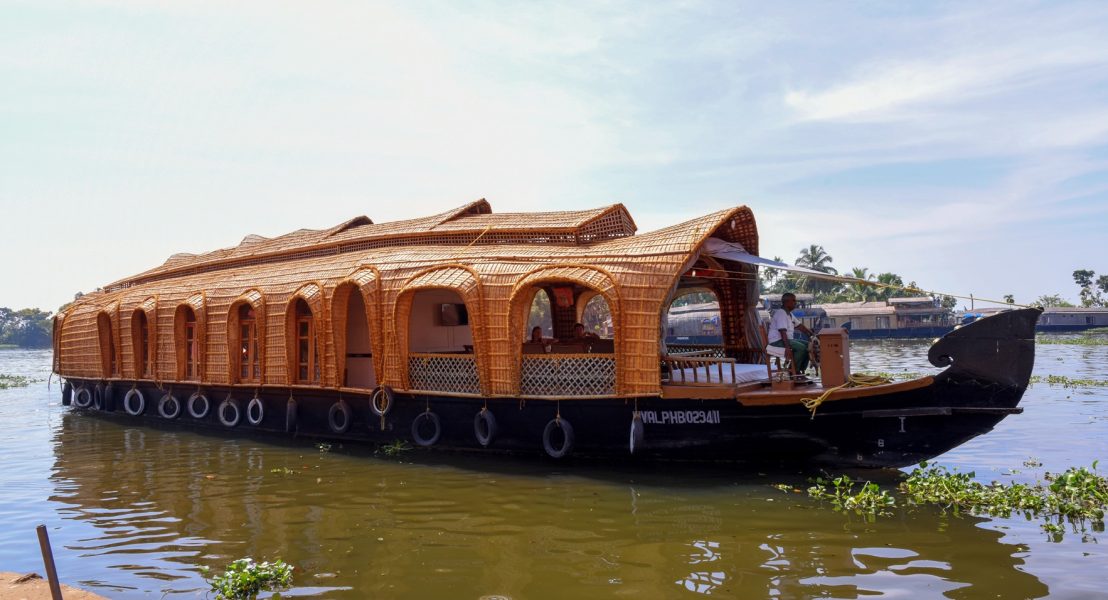 Angel Queen House Boats