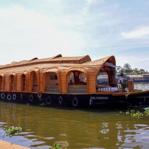 Angel Queen Houseboats