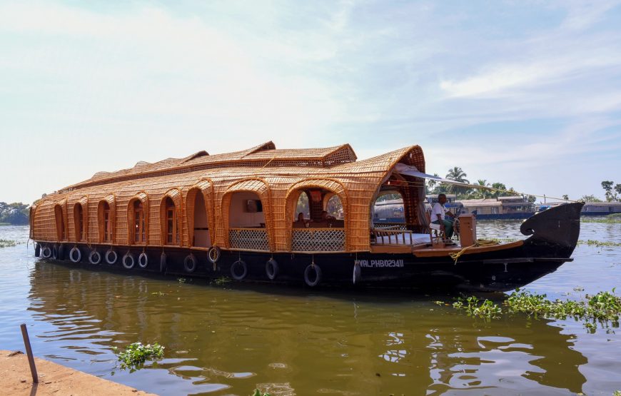 Angel Queen House Boats