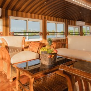 Luxury Houseboats Club By Sanchari Travels (11)