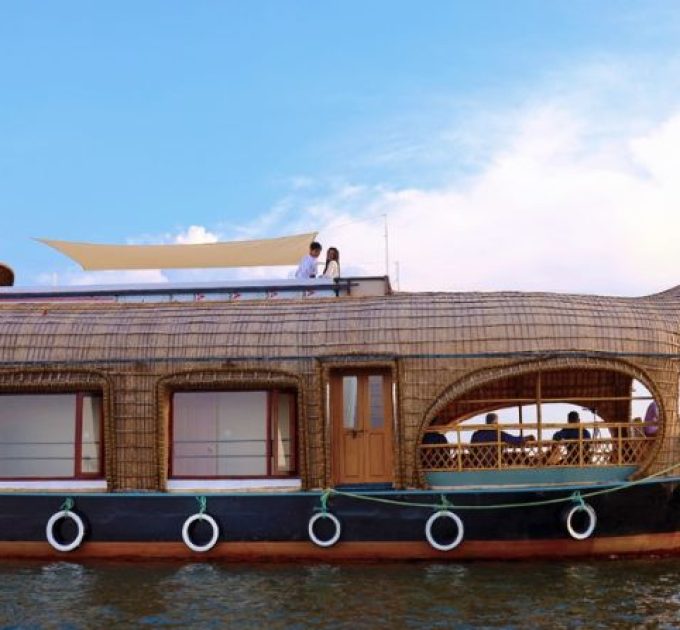 Angel Queen Luxury Boats