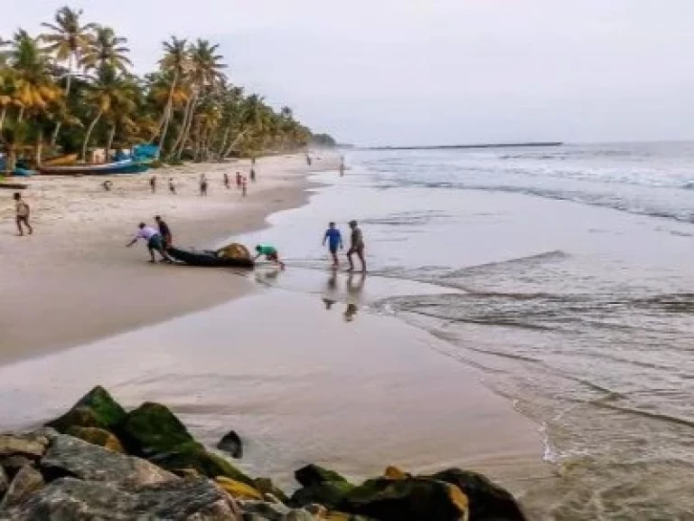 Andhakaranazhi Beach in Alleppey, Cherthala