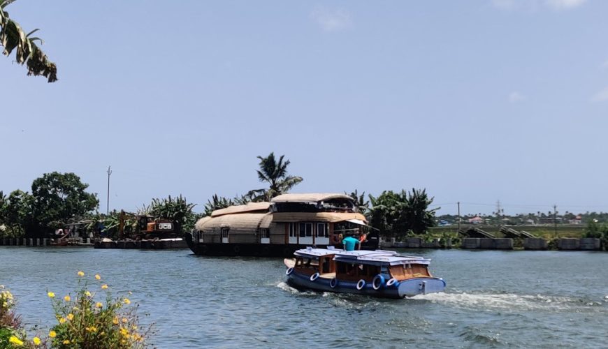 Alleppey Boat Tours