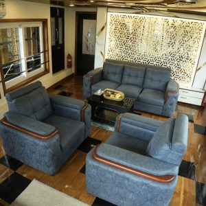 Six bedroom Deluxe Houseboat (4)