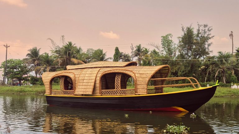 New Sanchari Premium Shikara Cruise